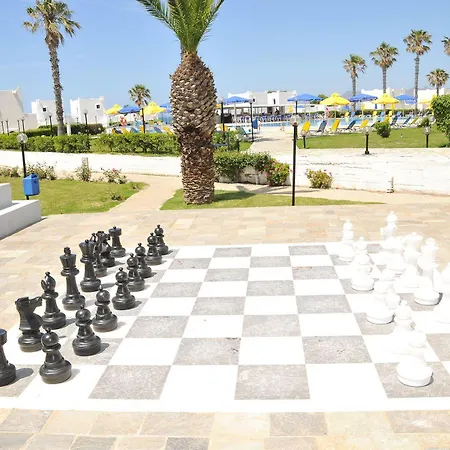 Отель The Aeolos