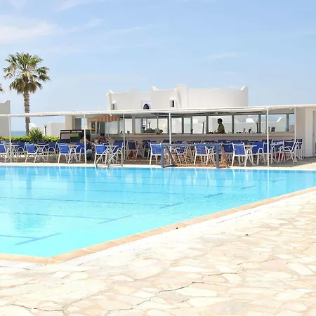 Отель The Aeolos 4*