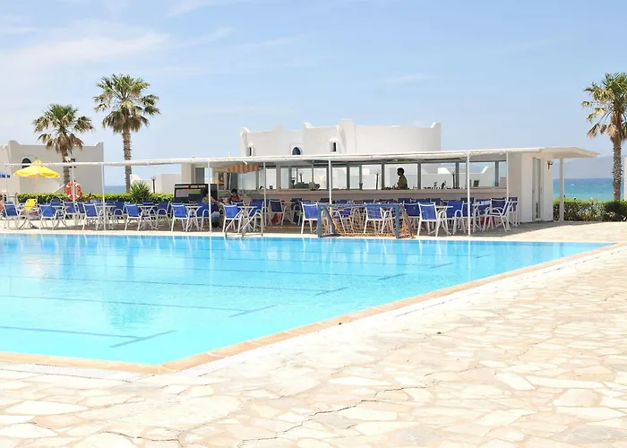 Hotell The Aeolos 4*